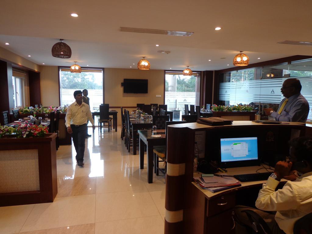 Hotel Ashwa Park Salem Bagian luar foto