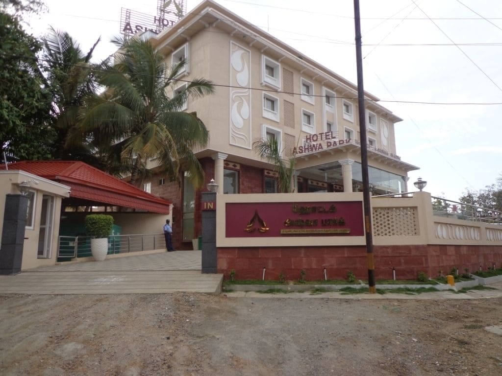 Hotel Ashwa Park Salem Bagian luar foto